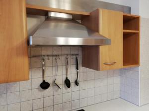 Kuchyňa alebo kuchynka v ubytovaní Apartment zur Schmiede - by myNests