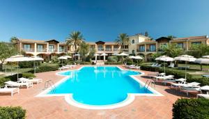 Bazén v ubytování Hotel Santa Gilla nebo v jeho okolí