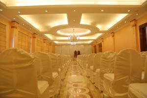 Posezení v ubytování Hotel Surguru
