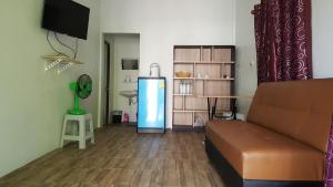 Gallery image of Lucky Home Prakhon Chai in Prakhon Chai