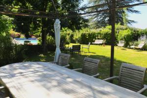 Φωτογραφία από το άλμπουμ του La TULIPE SAUVAGE σε Bourdeaux