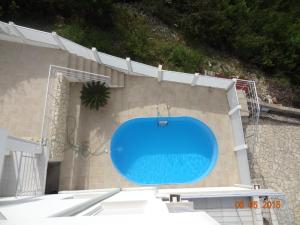 Bazén v ubytování Luxury apartment Prestige Villa Bellevue nebo v jeho okolí