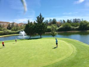 Golf facilities at Az apartmant or nearby