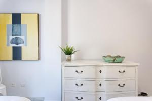 Zdjęcie z galerii obiektu Senorio de Gonzaga Great 2 bedroom apartment with a lovely community pool in the heart of Nueva Andalucia w Marbelli