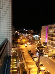Pemandangan umum bagi João Pessoa atau pemandangan bandar yang diambil dari apartmen