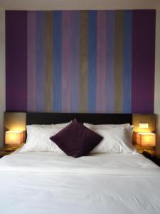 Кровать или кровати в номере MEN's Resort & Spa (Gay Hotel)