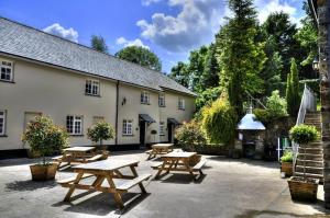 Gallery image of Corffe House and Holiday Cottages in Barnstaple