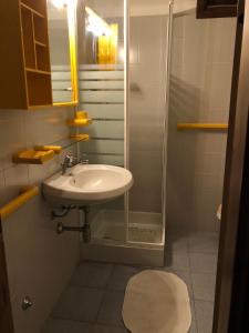 A bathroom at Trilocale I Fari