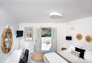 Cama ou camas em um quarto em Blue Sand Boutique Hotel & Suites