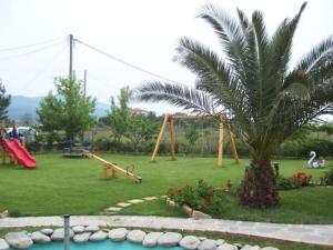 Dječje igralište u objektu Oneiro Zois villas