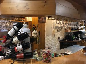 Nápoje v ubytování Hotel Restaurant Paelzer-Buwe + 29 fotografií