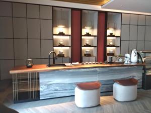 Salon oz. bar v nastanitvi Yunhe Yebo Hotel (Shanghai International Tourism Resort Pudong Airport)