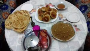 Makanan di atau berdekatan homestay