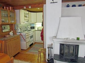 Η κουζίνα ή μικρή κουζίνα στο Polar Star Isorakka cabins