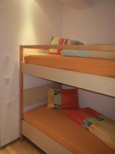 Katil dua tingkat atau katil-katil dua tingkat dalam bilik di Ascherhof