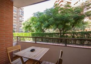 Balkón alebo terasa v ubytovaní Apartment Rambla Tarragona Free parking