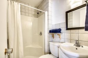 Afbeelding uit fotogalerij van Motel Bellefeuille in Trois-Rivières +19 foto's