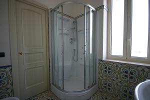Koupelna v ubytování Sorrento Inn Guesthouse