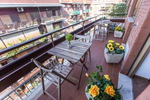 Un balcon sau o terasă la Quelli della via Gluck