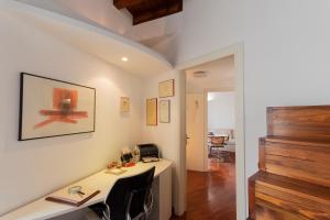 Kuchyňa alebo kuchynka v ubytovaní Anfiteatro Apartment in Brera
