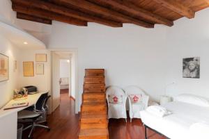 Posteľ alebo postele v izbe v ubytovaní Anfiteatro Apartment in Brera