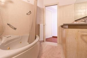 Kúpeľňa v ubytovaní Anfiteatro Apartment in Brera