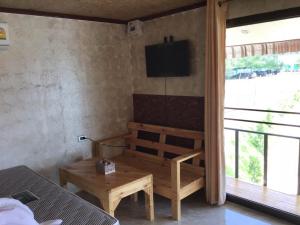 TV a/nebo společenská místnost v ubytování Suannamphukradueng &Suansook Resort