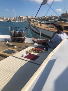 Gallery image of Johnny M Yacht in Taʼ Xbiex