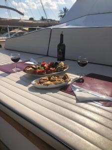 Gallery image of Johnny M Yacht in Taʼ Xbiex