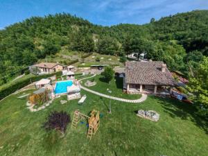 A bird's-eye view of Detached house in Cagli with swimming pool and garden
