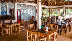 Gallery image of Smiles Beach Hotel in Nungwi