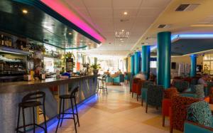 Gallery image of Hotel Tropic in Cala de Finestrat