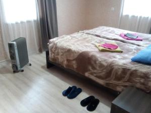 Postel nebo postele na pokoji v ubytování My home udabno