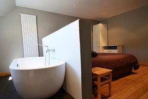 ヌシャトーにあるLa Citadine-Gîte citadinのギャラリーの写真