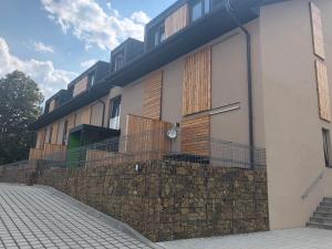 Budova, kde se apartmán nachází