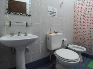 Vonios kambarys apgyvendinimo įstaigoje Tilcara Hostal Niña Coya