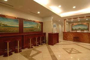 Lobbyen eller receptionen på Hotel Villa Fontaine Tokyo-Jimbocho