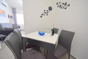 Fotografie z fotogalerie ubytování Apartments Mladenka v destinaci Malinska