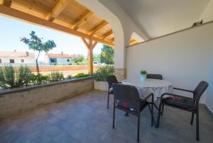 Fotografie z fotogalerie ubytování Apartments Mladenka v destinaci Malinska