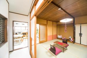 Un lugar para sentarse en Miraie Yokkaichi Kitahamacho