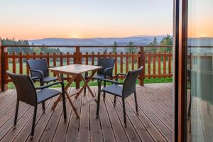 Ein Balkon oder eine Terrasse in der Unterkunft Apartmány Tlustý svišť