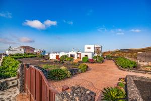 Κήπος έξω από το Villa Eloisa