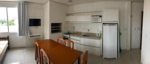Kuchyň nebo kuchyňský kout v ubytování Residencial Bela Morada