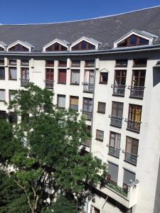 Budova, v ktorej sa apartmán nachádza