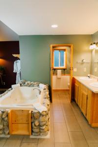 Kupatilo u objektu Pine River Ranch B&B