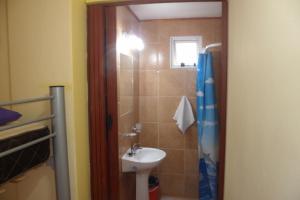 Phòng tắm tại Milenarios Hostel
