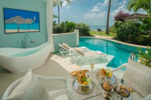 Sandals Halcyon Beach All Inclusive - Couples Only 내부 또는 인근 수영장