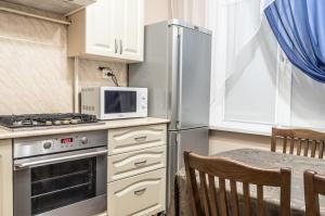 A cozinha ou cozinha compacta de Lenina 116