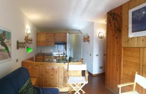 Majoituspaikan Appartamento con vista in Grangesises/Sestriere keittiö tai keittotila
