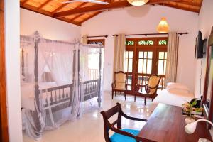 Gallery image of Surf Villa in Hikkaduwa